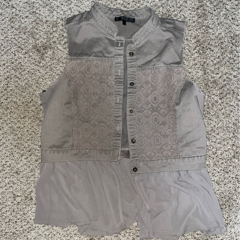 BKE vest